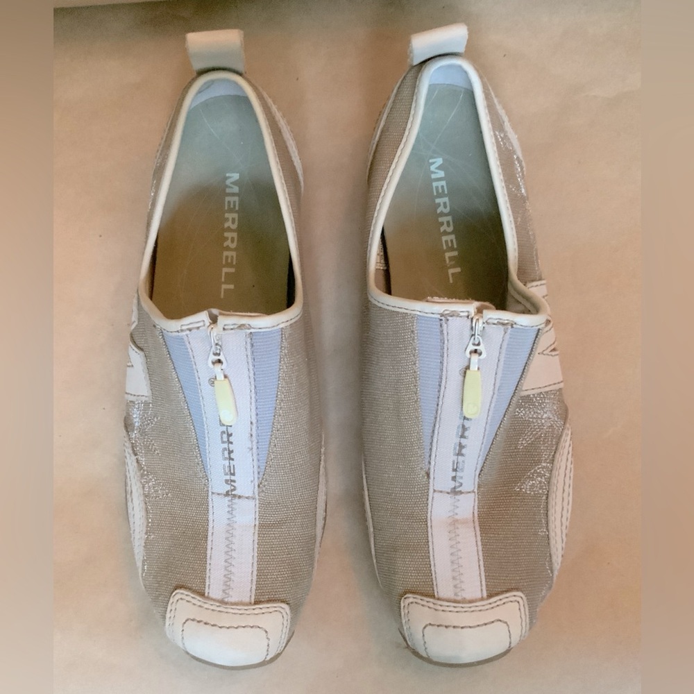 Merrell Tan and Cream Zip Shoes